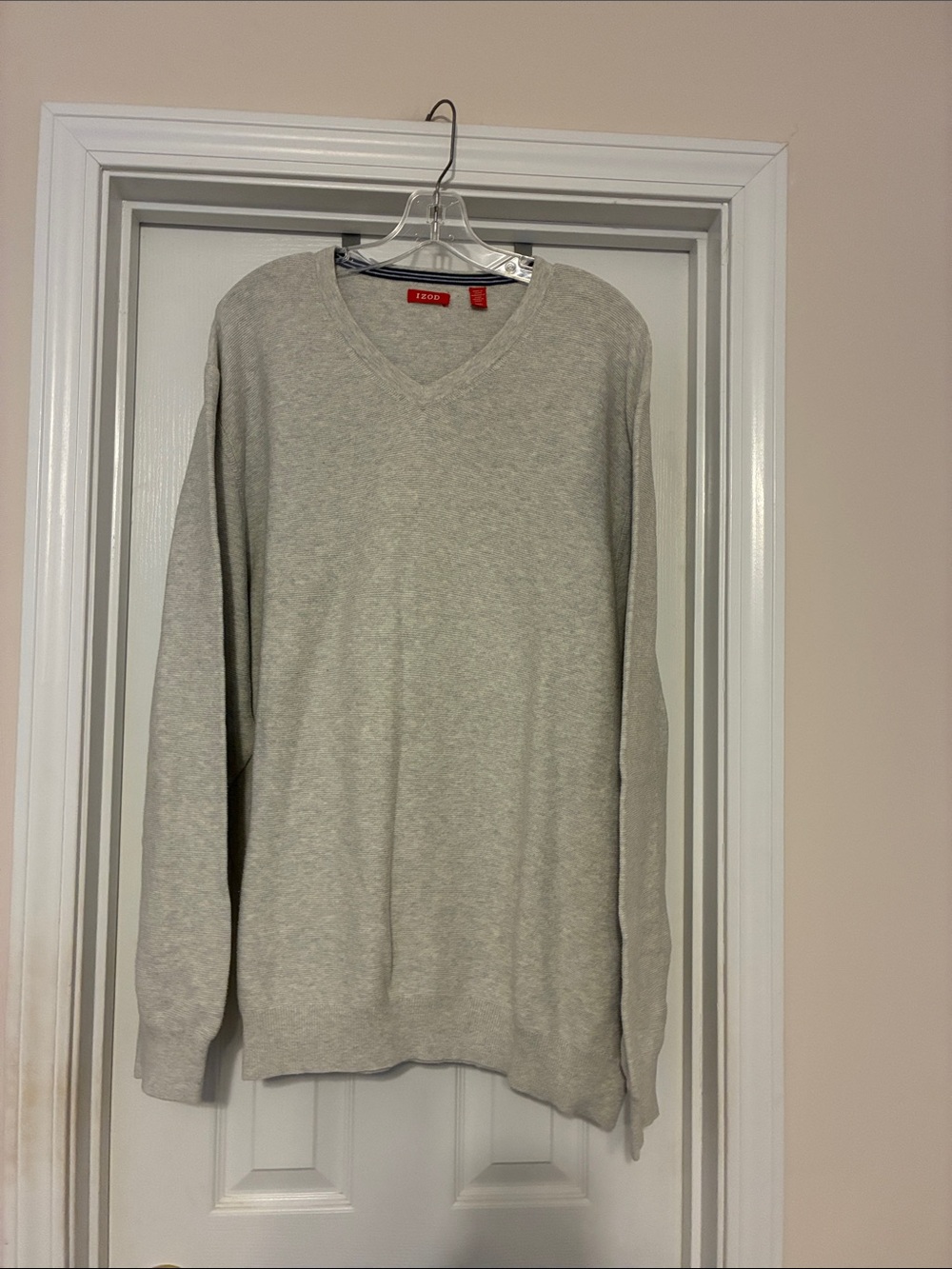 Izod Men's 2XLT V-Neck Sweater in Light Gray Heather